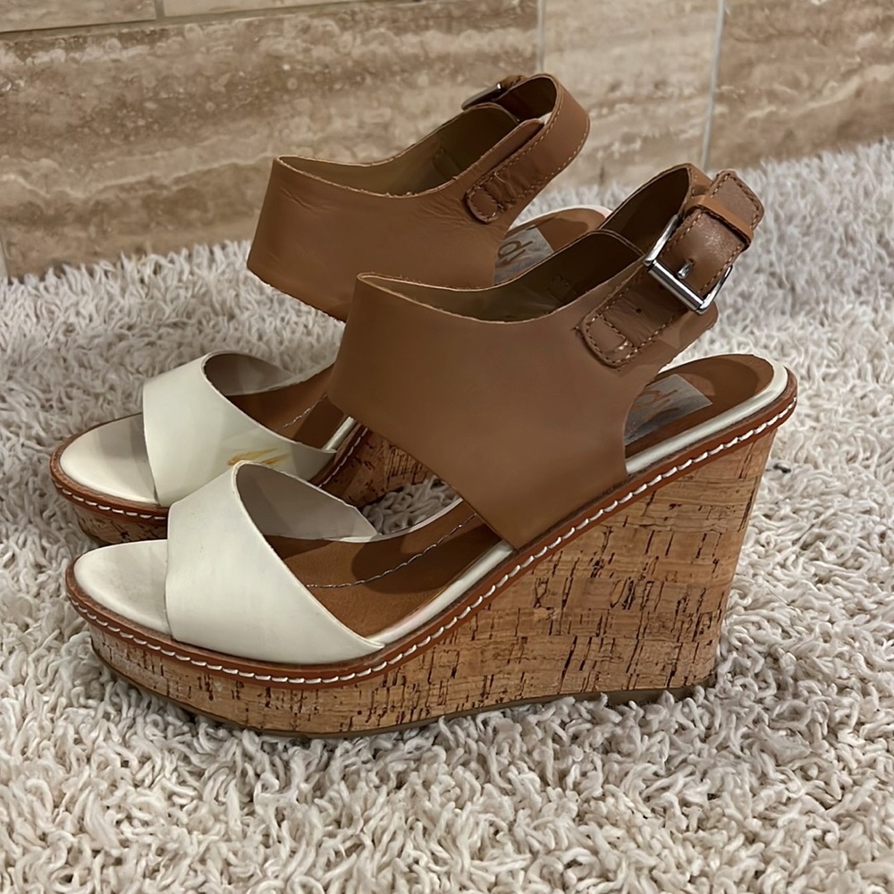 Cream & Tan Wedges - Picture 4 of 6